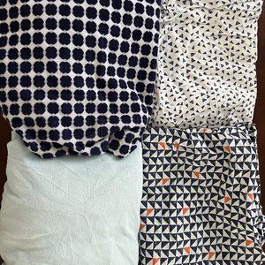 Lot of 4 Blue Pottery Barn Kids crib sheets & 1 organic crib mattress pad/cover